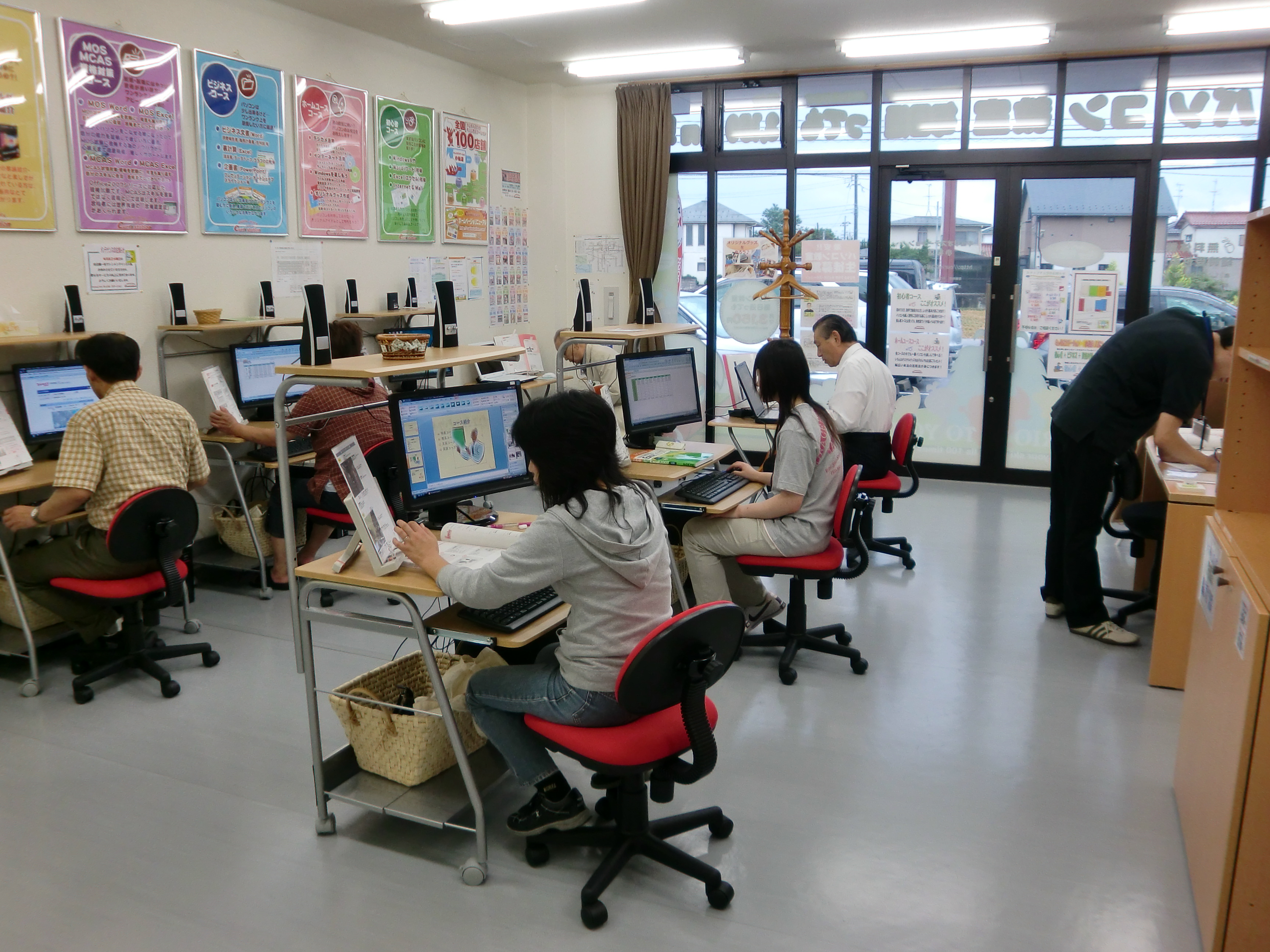 パソコン教室　キュリオステーション　小松店